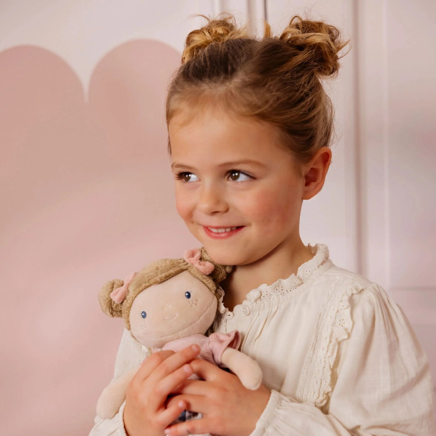 Bambola Morbida Little Dutch Hug Doll Rosa 35 cm