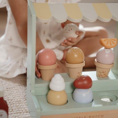 Little Dutch Ice Cream Shop in Legno | Benvenuti nella gelateria Little Dutch
