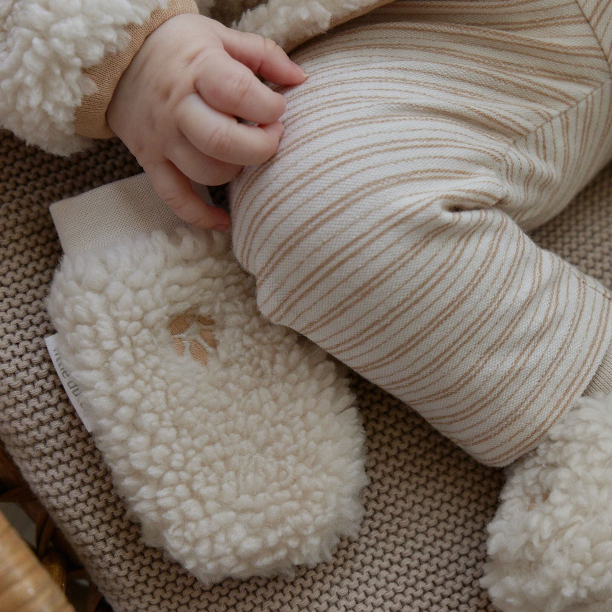 Guanti in Teddy Sand Paw Print Little Dutch | Morbidi guanti per completare i look più caldi