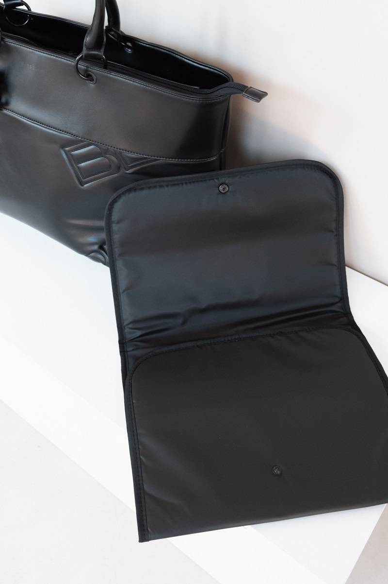 Borsa a Tracolla in Ecopelle Bamboom Black 21 | Borsa Mamma Nera Elegante e Versatile