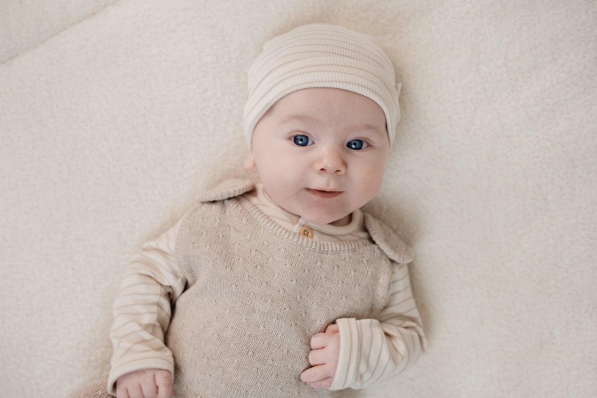 Berretto Invernale Little Dutch Soft Beige Stripe | Righe delicate e tonalità naturali