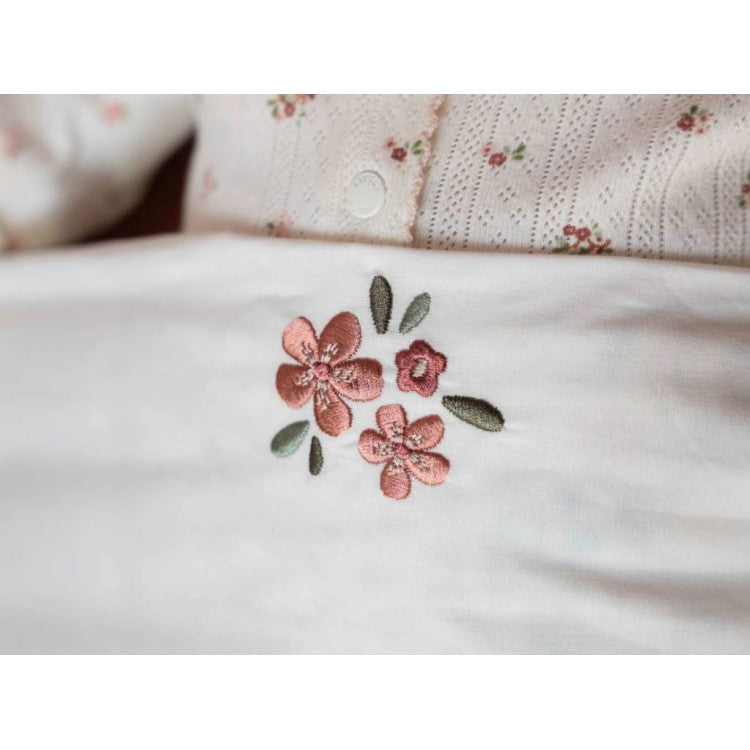 Lenzuolo Piano Ricamato 75×100 cm Embroidery Flowers Little Dutch | Delicati ricami floreali per la zona nanna
