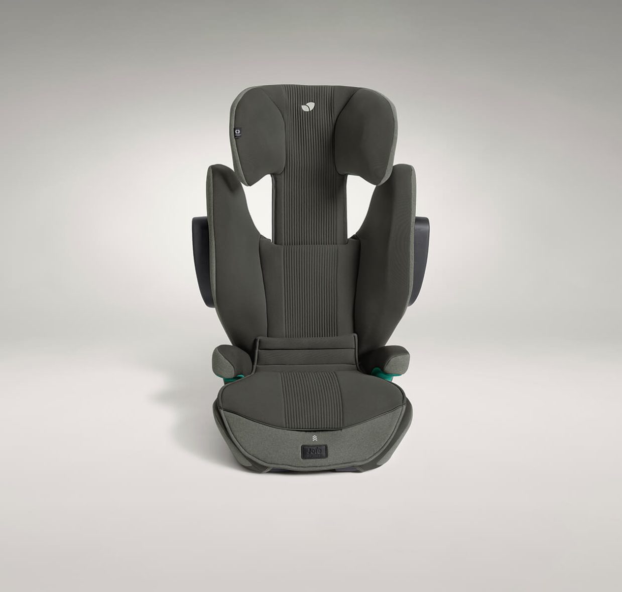 8_-_c1903adevg000_i-traver_evergreen_002_cs_cc_hr[1]