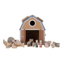 0025702_little-dutch-dolls-house-little-farm-little-farm-1_550[1]