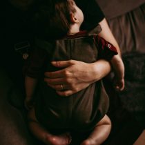 pexels-helenalopes-4388976