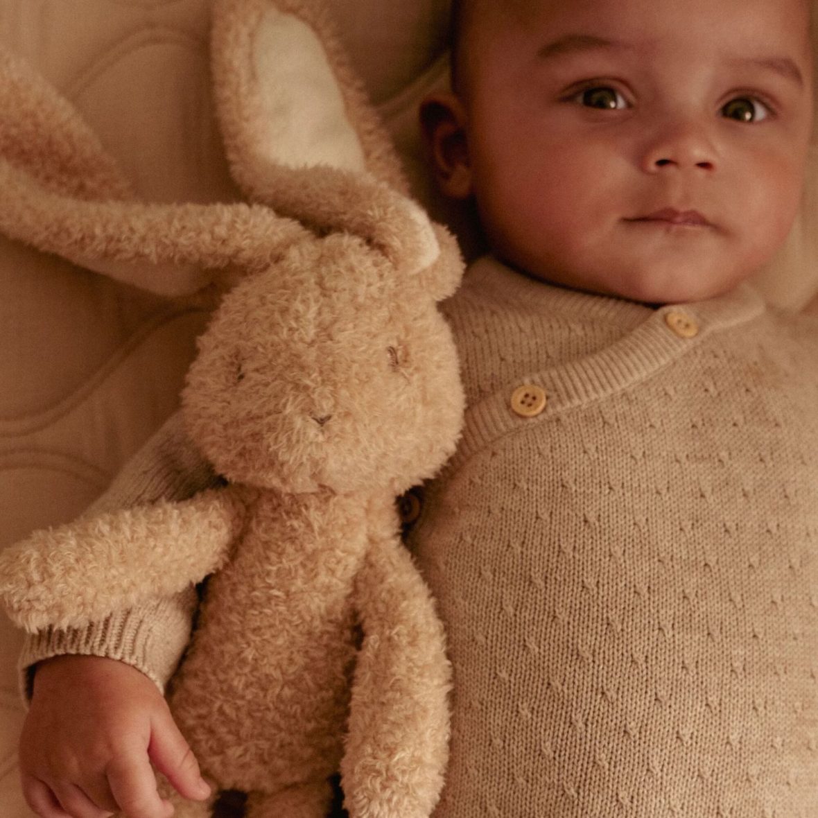 0-c046dd41-1600-Peluche-Baby-Bunny-32-cm[1]