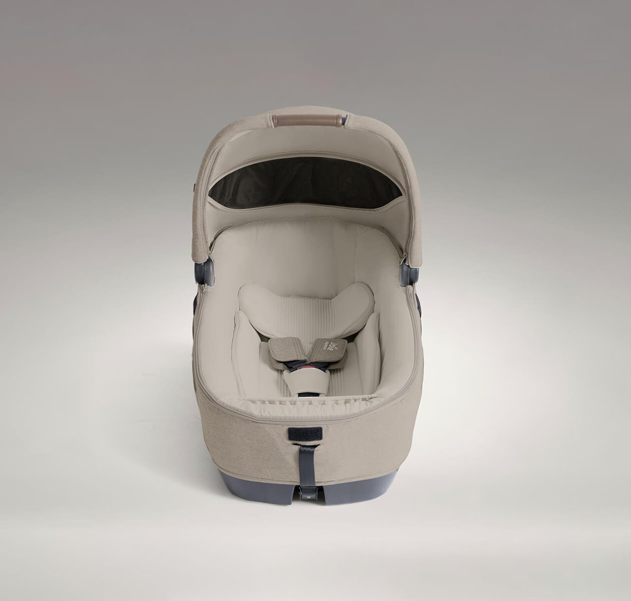 8_-_c2105absds000_calmi_sandstone_015_cs_cc_hr[1]